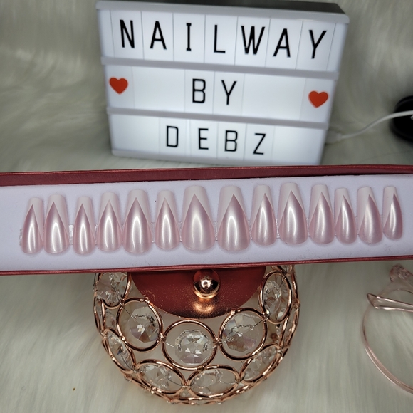 Nails - Picture 6 of 9